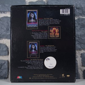 Ghosts (Deluxe Collector Box Set) (02)